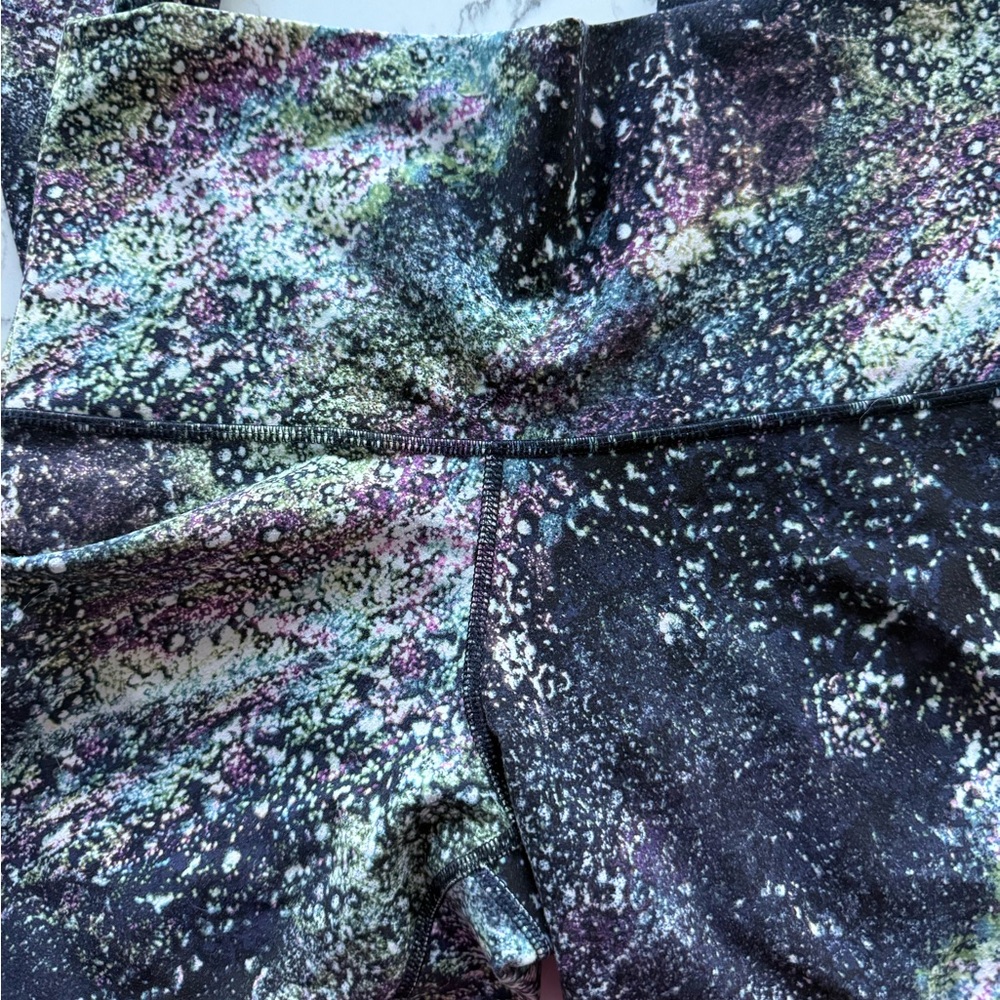 Old Navy Galaxy Print Leggings - Picture 2 of 3